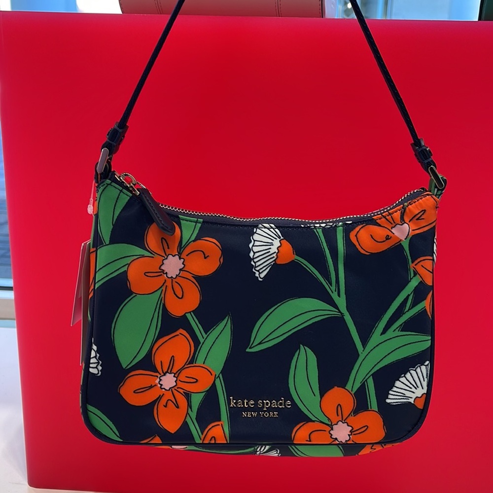 Kate Spade The Litte Better Sam Daisy Vines Small Shoulder Bag
Rich Navy - Picture 11 of 16